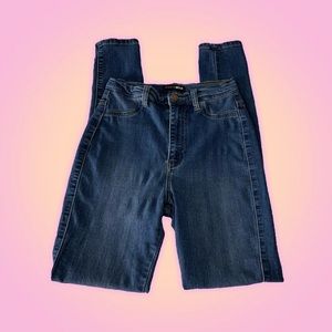 SOLD | ⭐️ Fashion Nova High Waist Jeans ⭐️